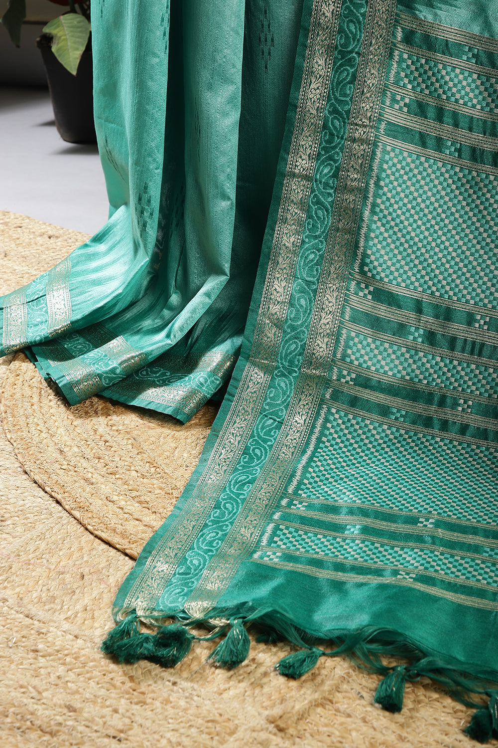 Sea Turtle Green Color Chanderi Silk Woven Saree