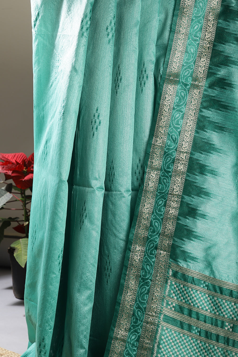 Sea Turtle Green Color Chanderi Silk Woven Saree