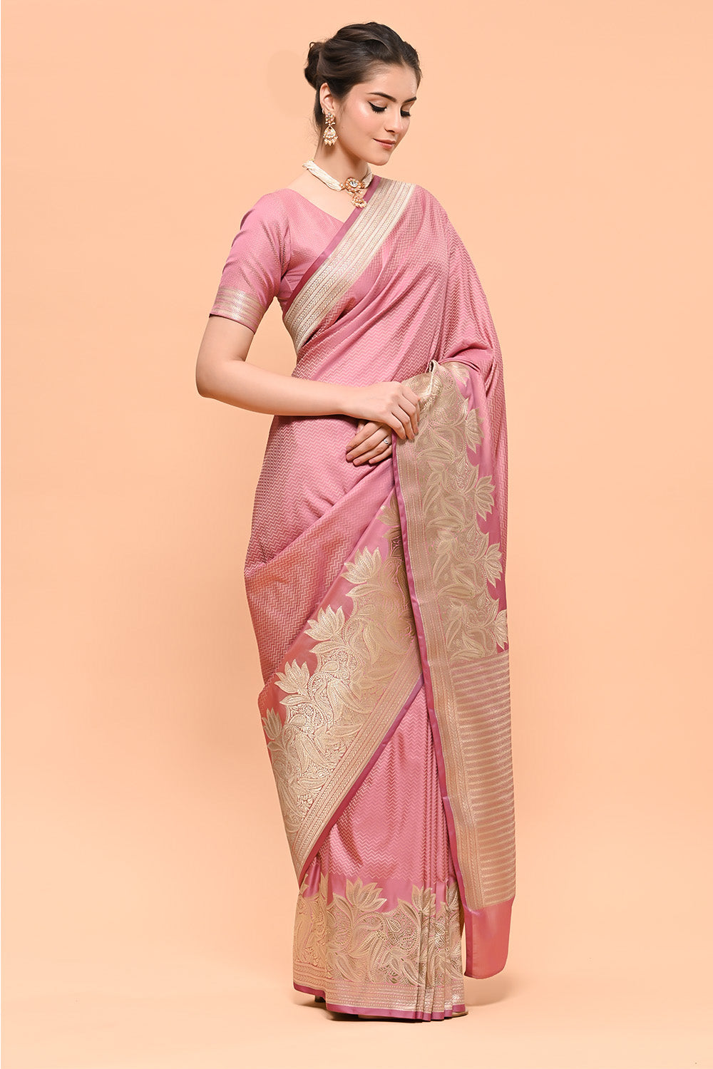 Dusty Pink Color Zari Woven Gajji Silk Saree