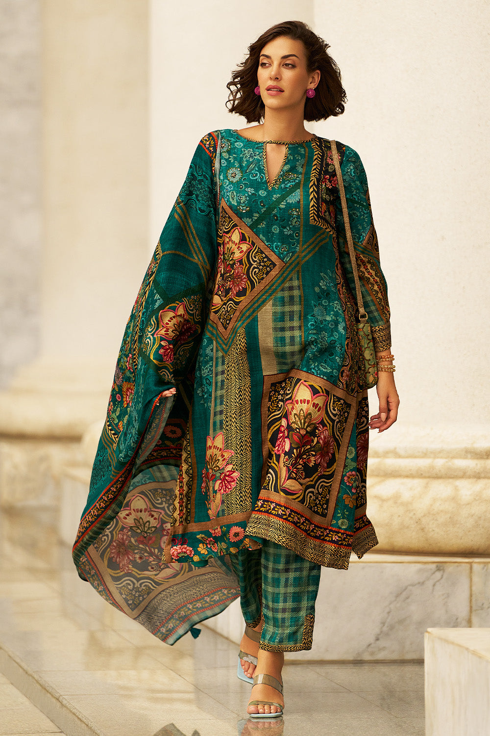 Teal Colour Printed Spun Fabric Unstitched Suit