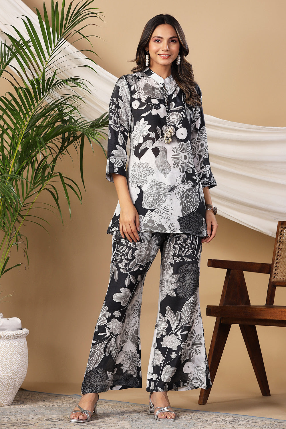 Black & White Color Muslin Floral Printed Co-Ord Dress