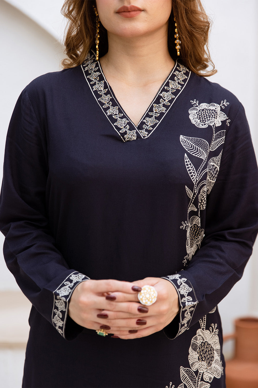 Black Colour Rayon Floral Printed Long Kurti With Palazzo