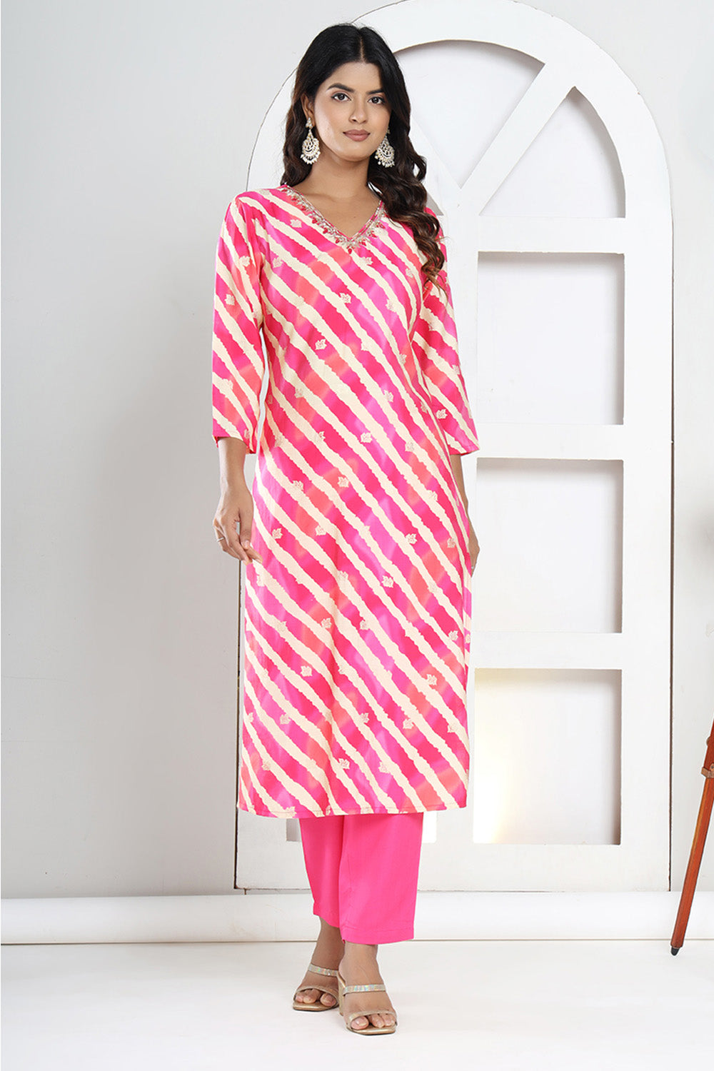 Fuchsia Pink & Beige Color Leheria Printed Muslin Suit