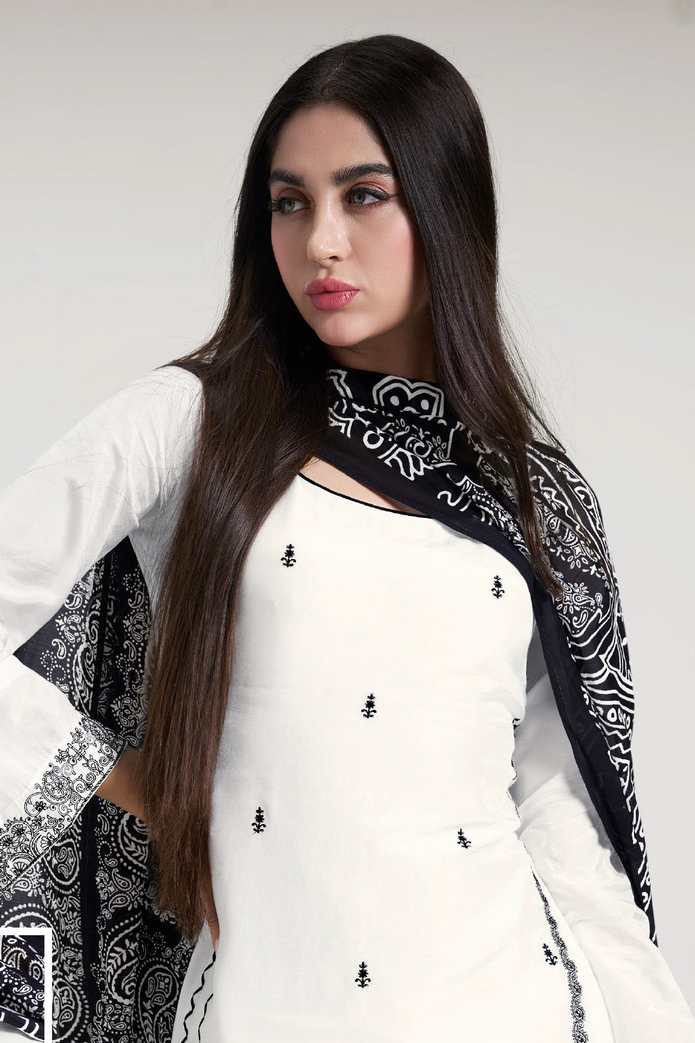 White Colour Resham Embroidered Crepe Unstitched Suit Material