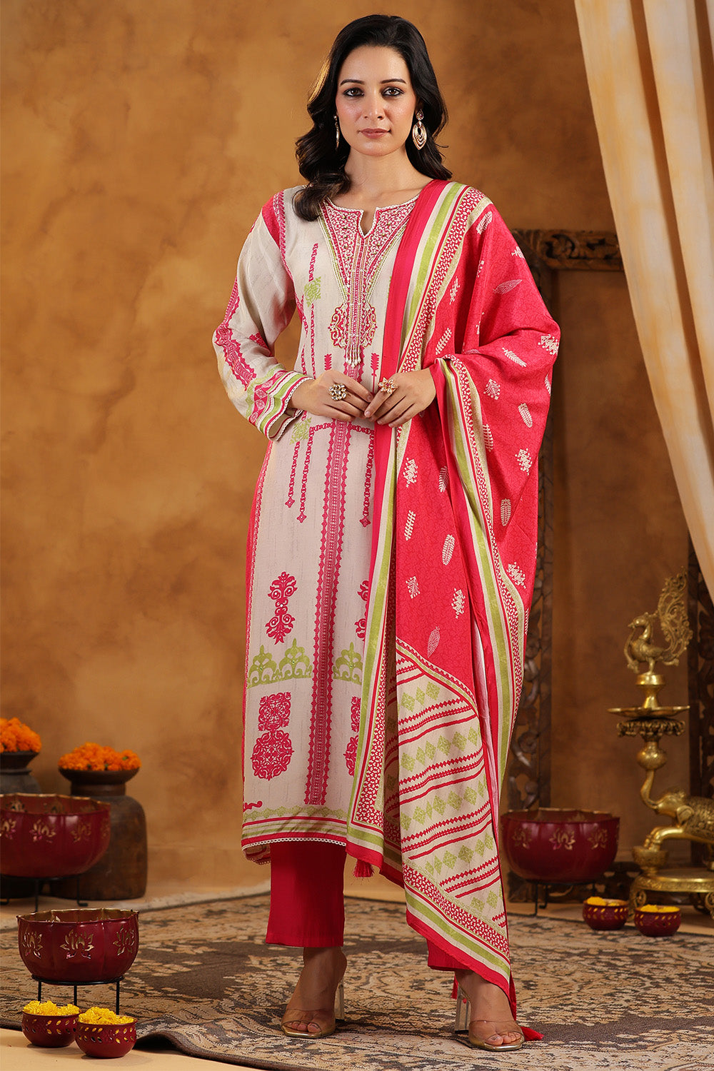 Cream & Magenta Color Printed Muslin Straight Suit