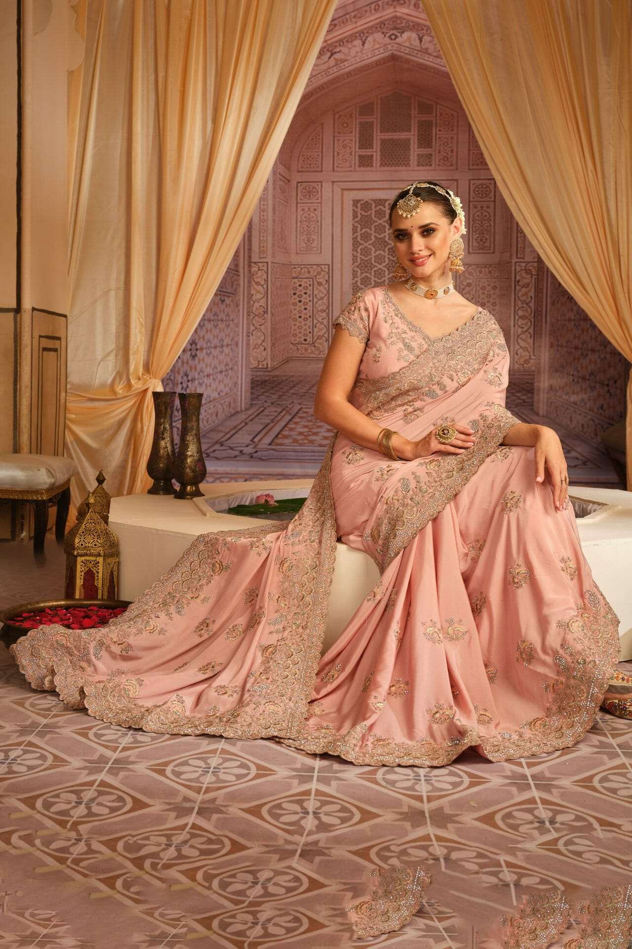 Pink Wedding Sarees - Buy Pink Saree For Wedding Online | Karagiri