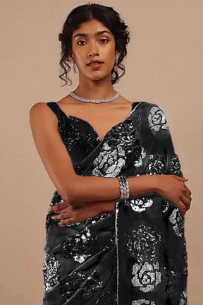 Black plain saree – Shaaradi